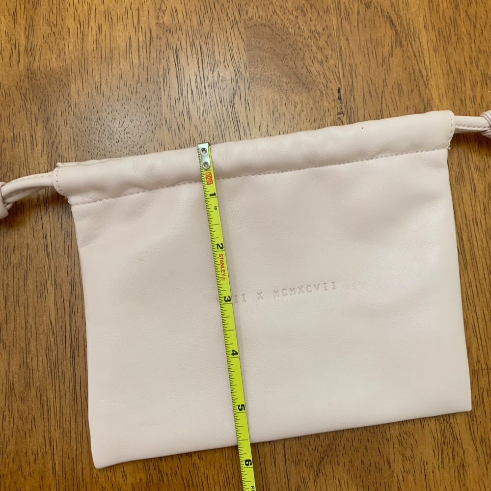 Kylie Jenner Cosmic Drawstring Pouch - Picture 4 of 6